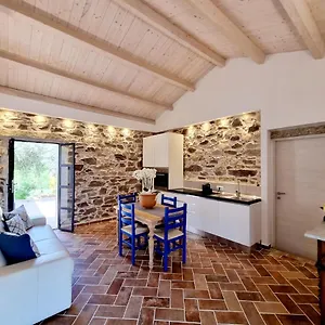 Stazzo La Quercia Piscina Condivisa , San Teodoro (Sardinia) Italien